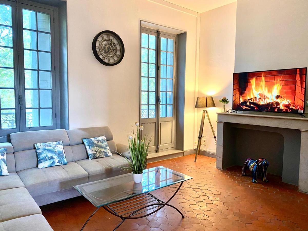 Le Palace Carcassonne Ngoại thất bức ảnh